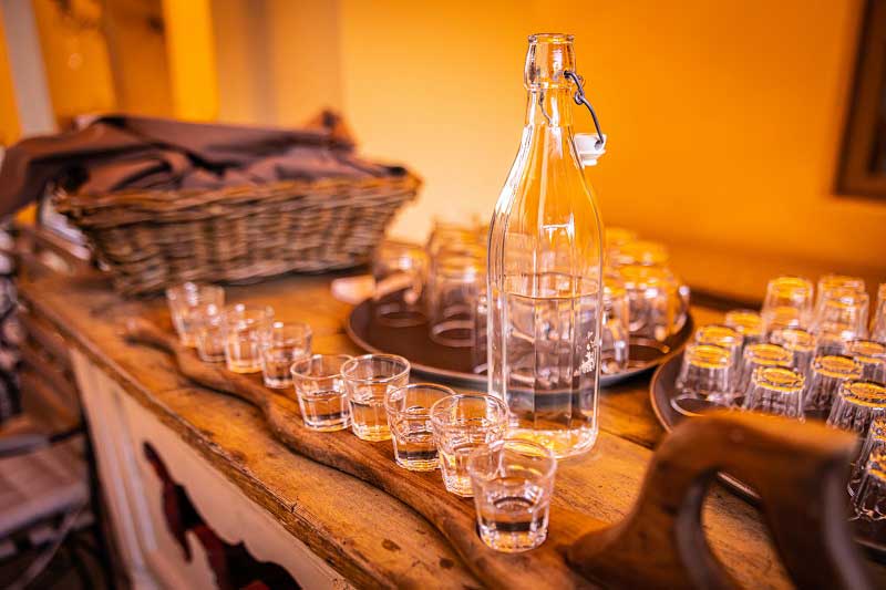 Céges csapatépítő: disznóvágás és wellness