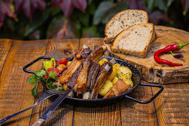 Csapatépítés disznóvágással és wellness élményekkel