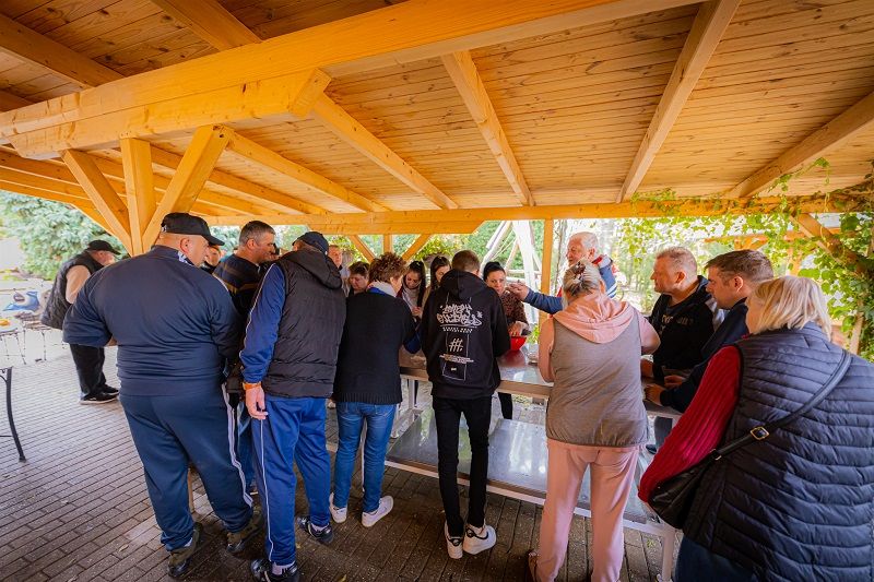 Milyen előnyöket kínál a cégek számára egy disznótoros program?